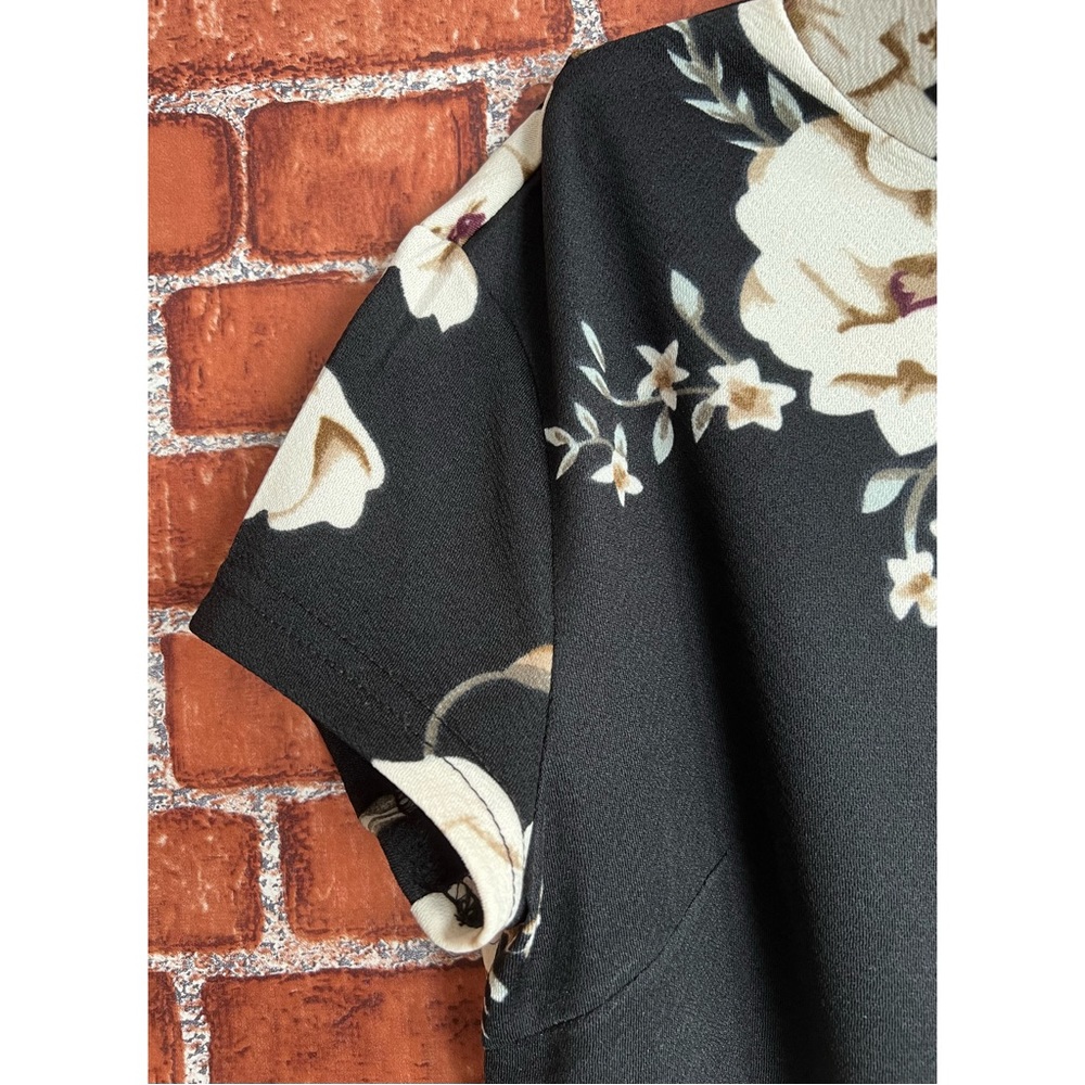 Shein Mock-Neck Floral Print Bodycon Dress - Picture 7 of 9